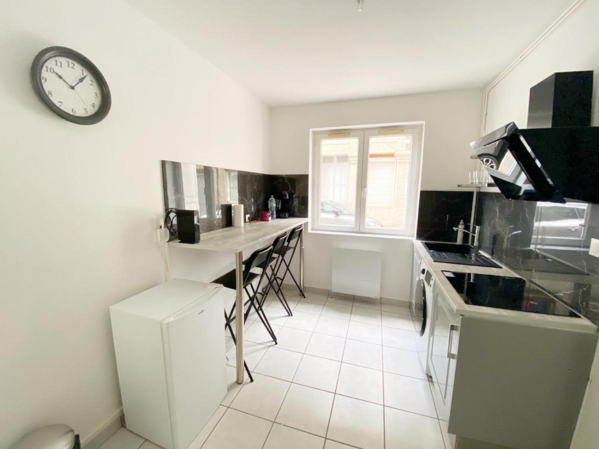 023 Chic & Cosy F1 23M2 Hypercentre Wifi Smart Tv Netflix Appartement Saint-Etienne  Buitenkant foto