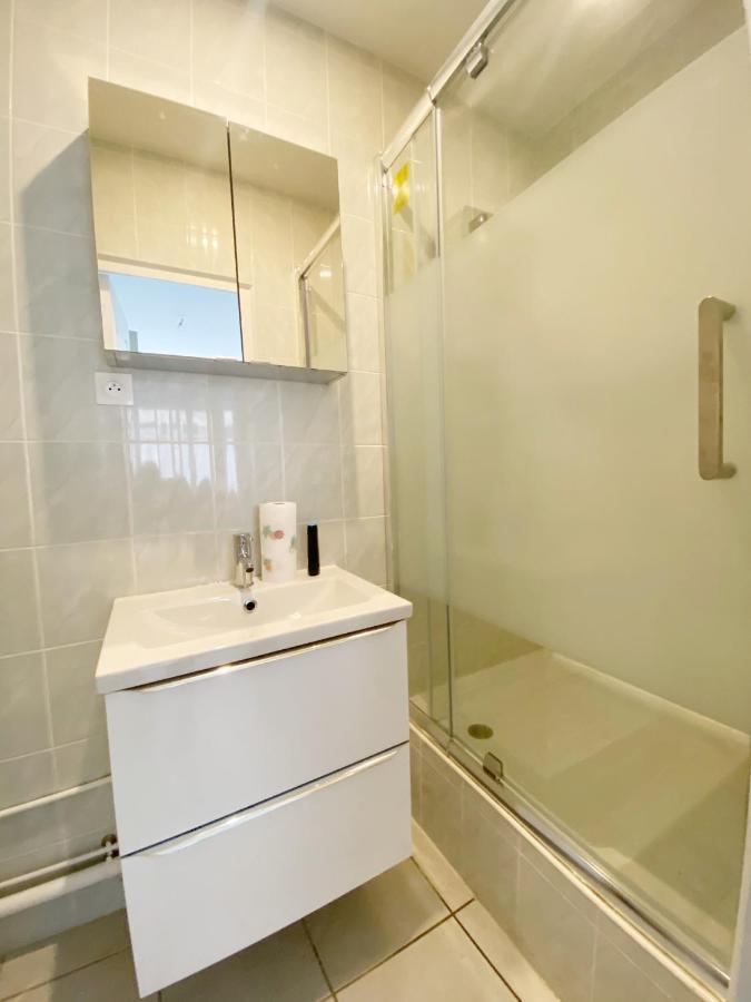 023 Chic & Cosy F1 23M2 Hypercentre Wifi Smart Tv Netflix Appartement Saint-Etienne  Buitenkant foto